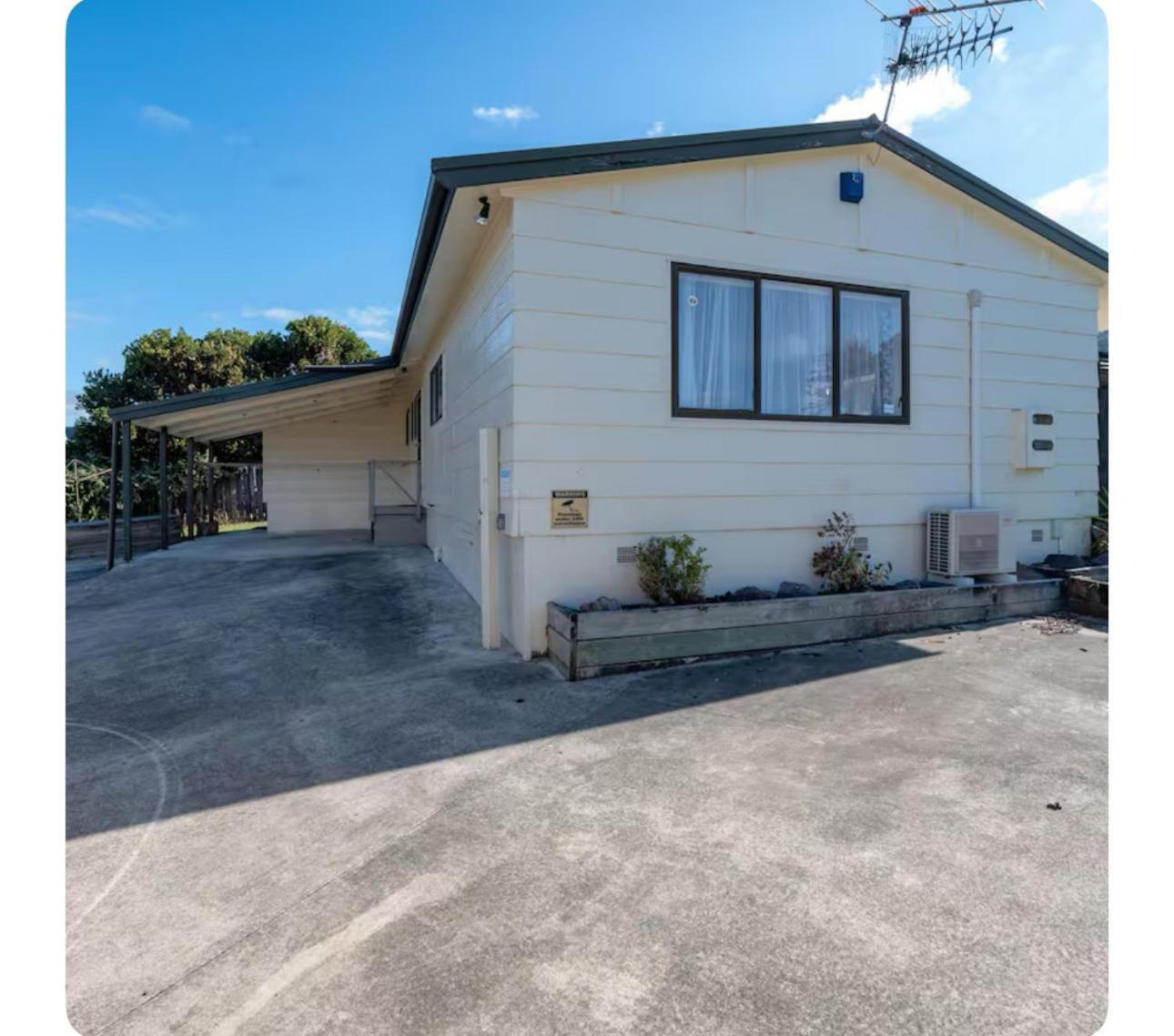 Aroha Nui Rotorua Villa Exterior photo